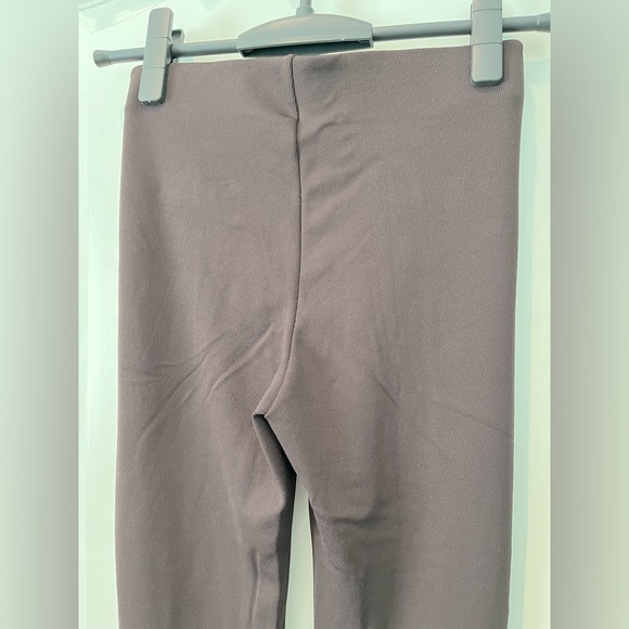 Aritzia Wilfred Mid Rise Kick Flare Candace Pants Stretchy Ribbed Mocha Brown - Picture 9 of 16